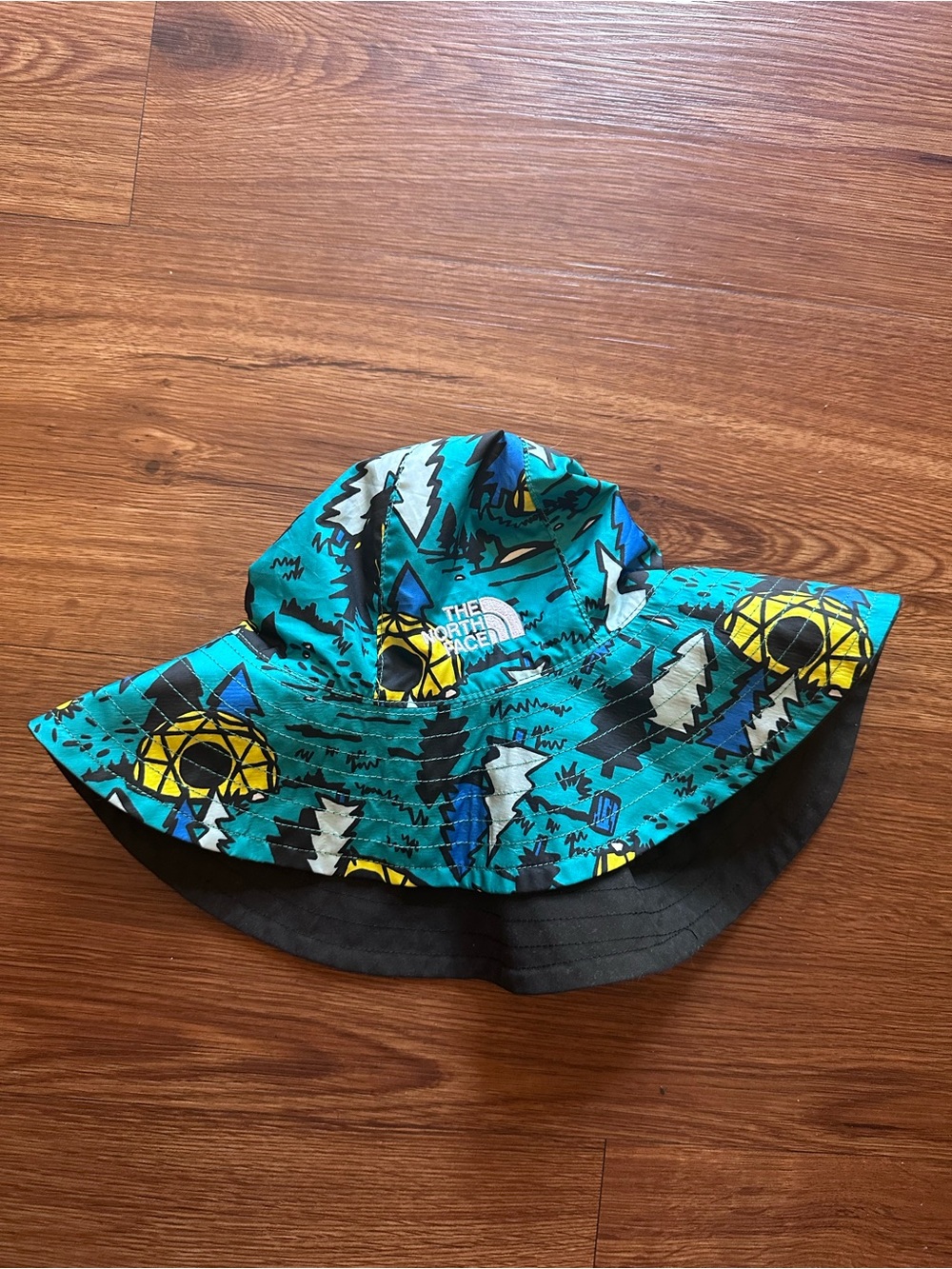 The North Face Kids' Reversible Sun Hat Mountain Patterned Bucket Hat